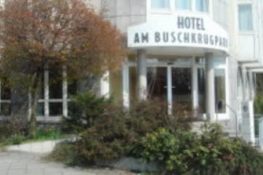 Hotel Am Buschkrugpark Берлин Екстериор снимка